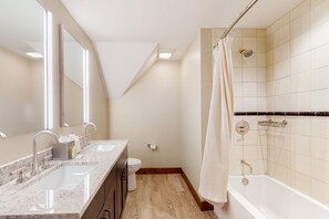Hair dryer, towels