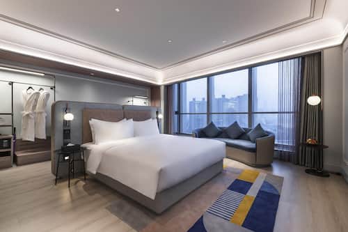 Privilege, Room, 1 King Bed