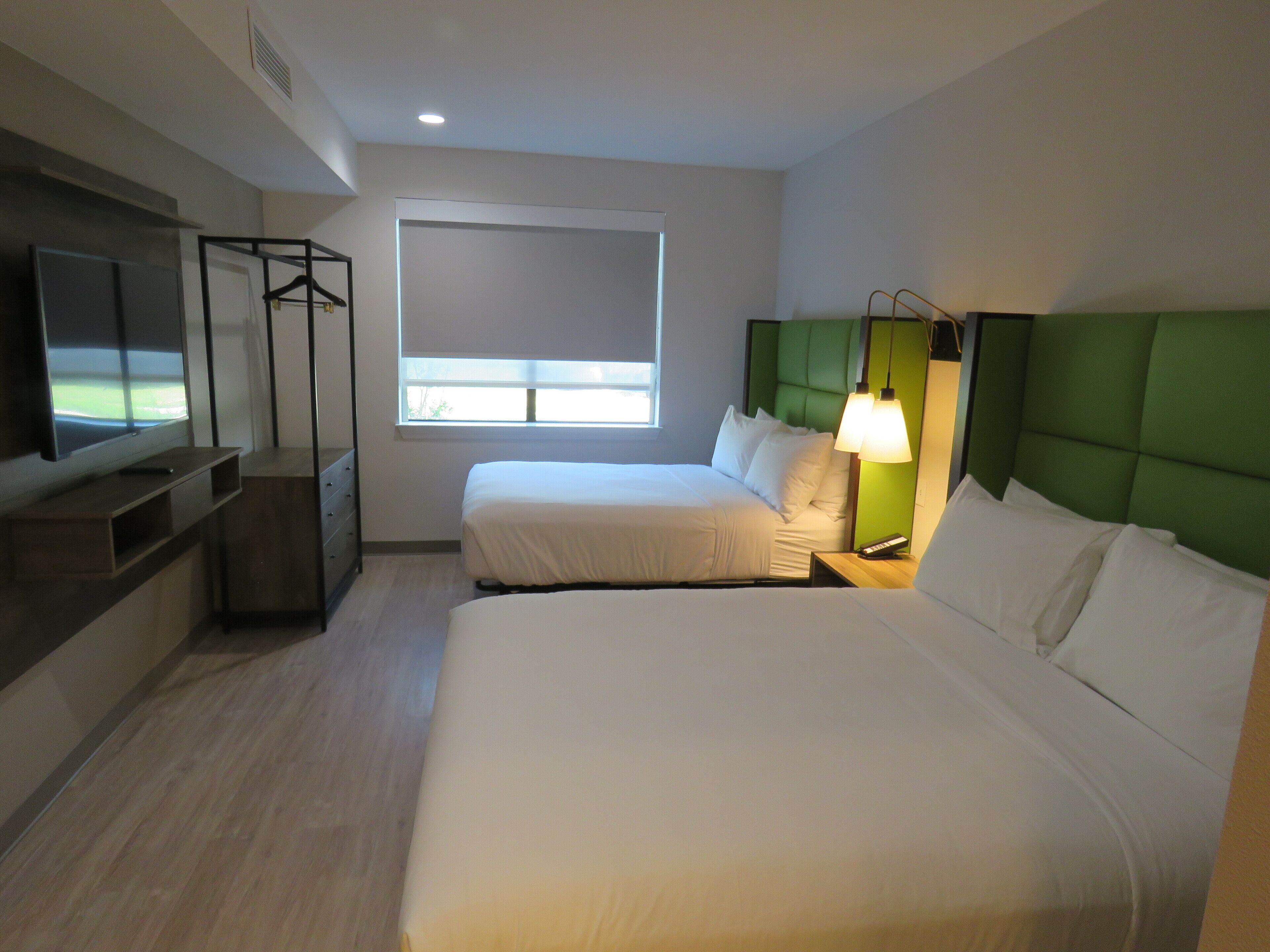 blackout curtains, free wifi, bed sheets