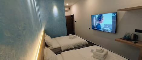 1 chambre, matelas mémoire de forme, rideaux occultants