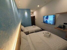 Deluxe Triple Room | Memory foam beds, blackout drapes, iron/ironing board, WiFi (free)