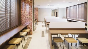 Lobby lounge - Super Hotel Shonan Fujisawaeki Minamiguchi (Fujisawa)