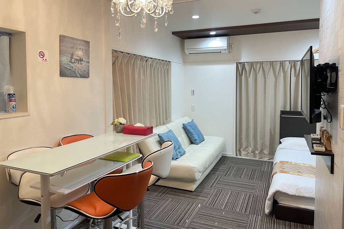 Apartment (2F) | Desk, blackout drapes, iron/ironing board, WiFi (free)