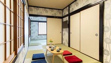 Apartment (2F) | Free WiFi