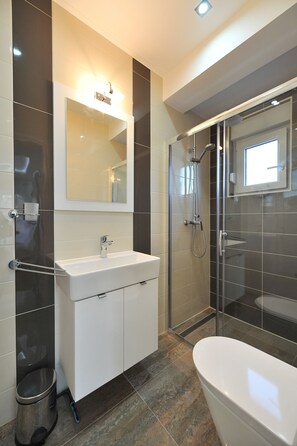 Villa, 3 Bedrooms, Private Pool, Sea View | Bathroom | Shower, towels - Villa Lily (Privlaka)
