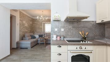Villa, 4 Bedrooms, Private Pool, Pool View | Private kitchen | Microwave, dishwasher, coffee/tea maker