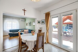 In-room dining