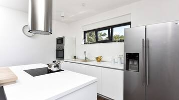 Villa, 5 Bedrooms, Private Pool, Sea View | Private kitchen | Microwave, dishwasher, coffee/tea maker