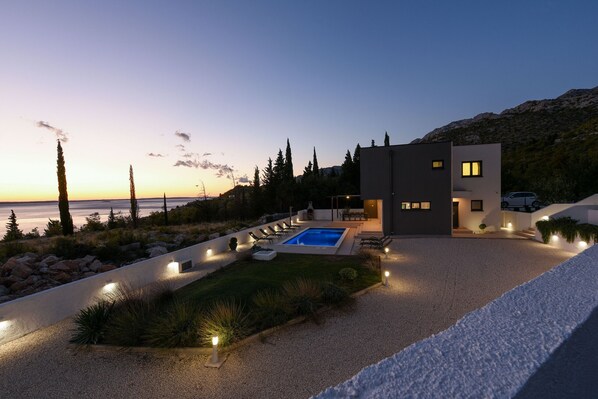 Pool - Villa Royal Promons (Starigrad)