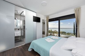 Villa, 5 Bedrooms, Private Pool, Sea View | 5 bedrooms, bed sheets - Villa Royal Promons (Starigrad)