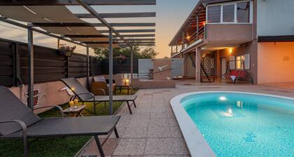 Villa Dandelion