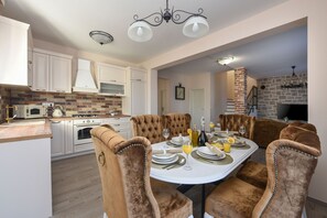 Villa, 3 Bedrooms, Smoking, Private Pool | Private kitchen | Microwave, dishwasher