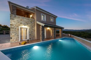 Pool - Villa Imperia (Novigrad)