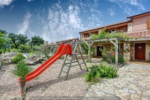 Children’s area - Villa Smilje (Posedarje)