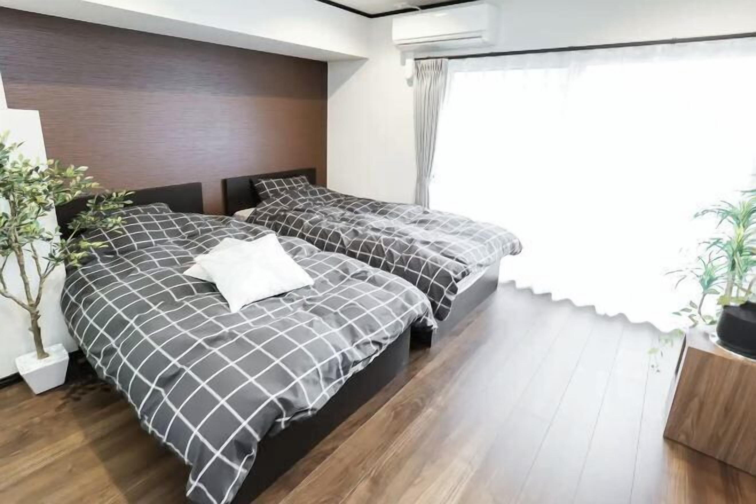 Wi-Fi de cortesia, roupa de cama
