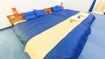 Room, 1 Bedroom (Dokanzaka) | Free WiFi, bed sheets