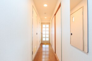 Hallway - TO-BE Apartment (Nagoya)