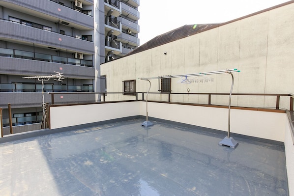 Room | Balcony