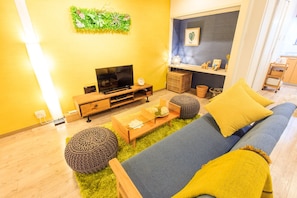 Zimmer | Wohnzimmer | Fernseher