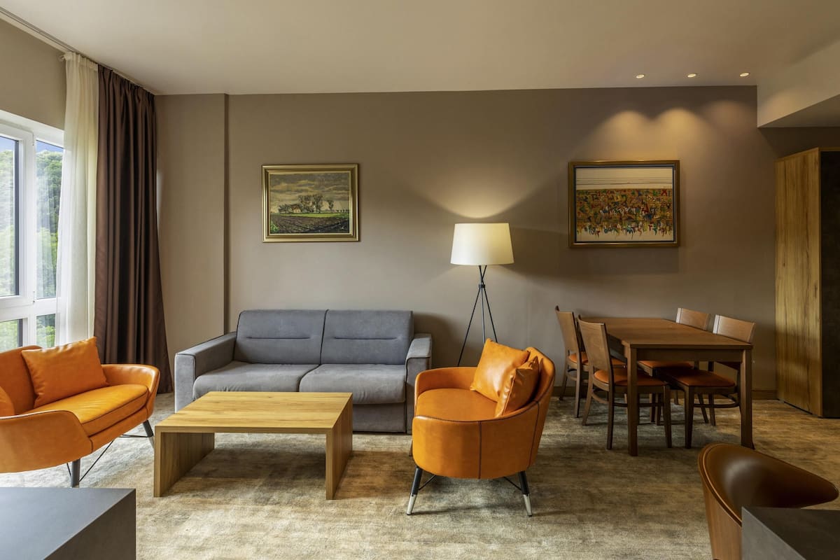 Executive-Suite, 1 King-Bett, Balkon | BettwÀsche aus Àgyptischer Baumwolle, hochwertige Bettwaren, Zimmersafe
