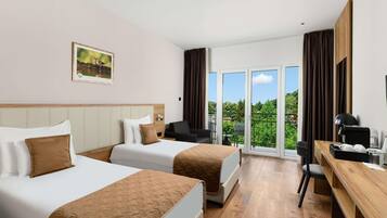 Seprai katun Mesir, seprai premium, brankas, dan meja kerja