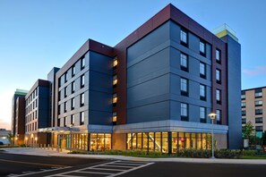 Exterior - Home2 Suites by Hilton Boston South Bay (Boston)