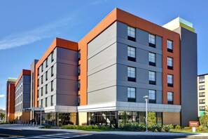 Exterior - Home2 Suites by Hilton Boston South Bay (Boston)