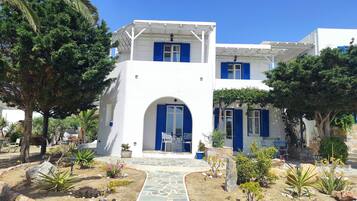 Fachada del alojamiento