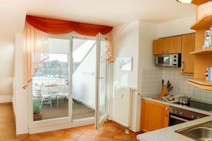 Kühlschrank, Mikrowelle, Geschirrspüler