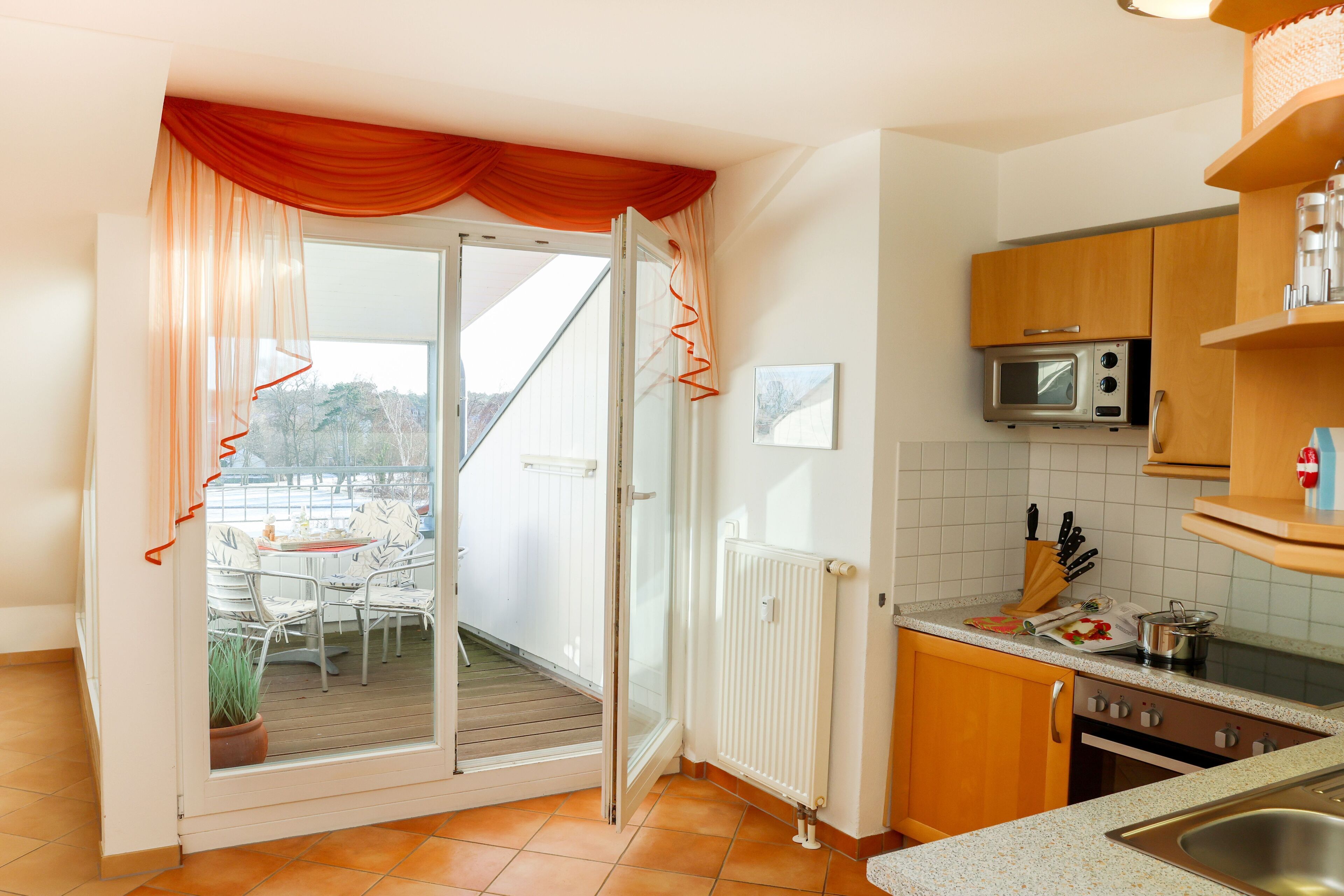 雪櫃、微波爐、洗碗機、咖啡機/沖茶器