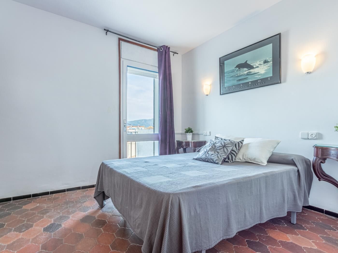 4 dormitorios, tabla de planchar con plancha, wifi