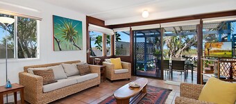 Beach House - Authentic Aussie Beach House