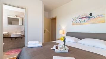 Hus, 3 soverom | 3 soverom, strykejern/-brett, wi-fi (inkludert) og sengetøy