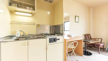 Single Room, Smoking | Free WiFi