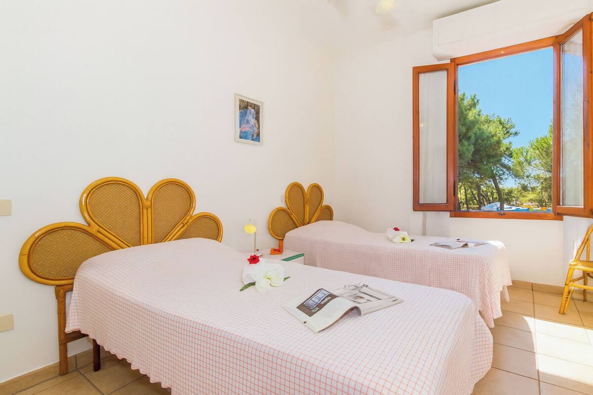 Apartemen Keluarga, beberapa kamar (Daniela 2 100m From Sea) | 2 kamar tidur, setrika/meja setrika, dan Wi-Fi (biaya tambahan)