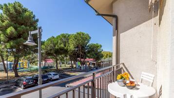 Family Apartment, 1 Bedroom (Daniela 4 100m From Sea) | Terrace/patio