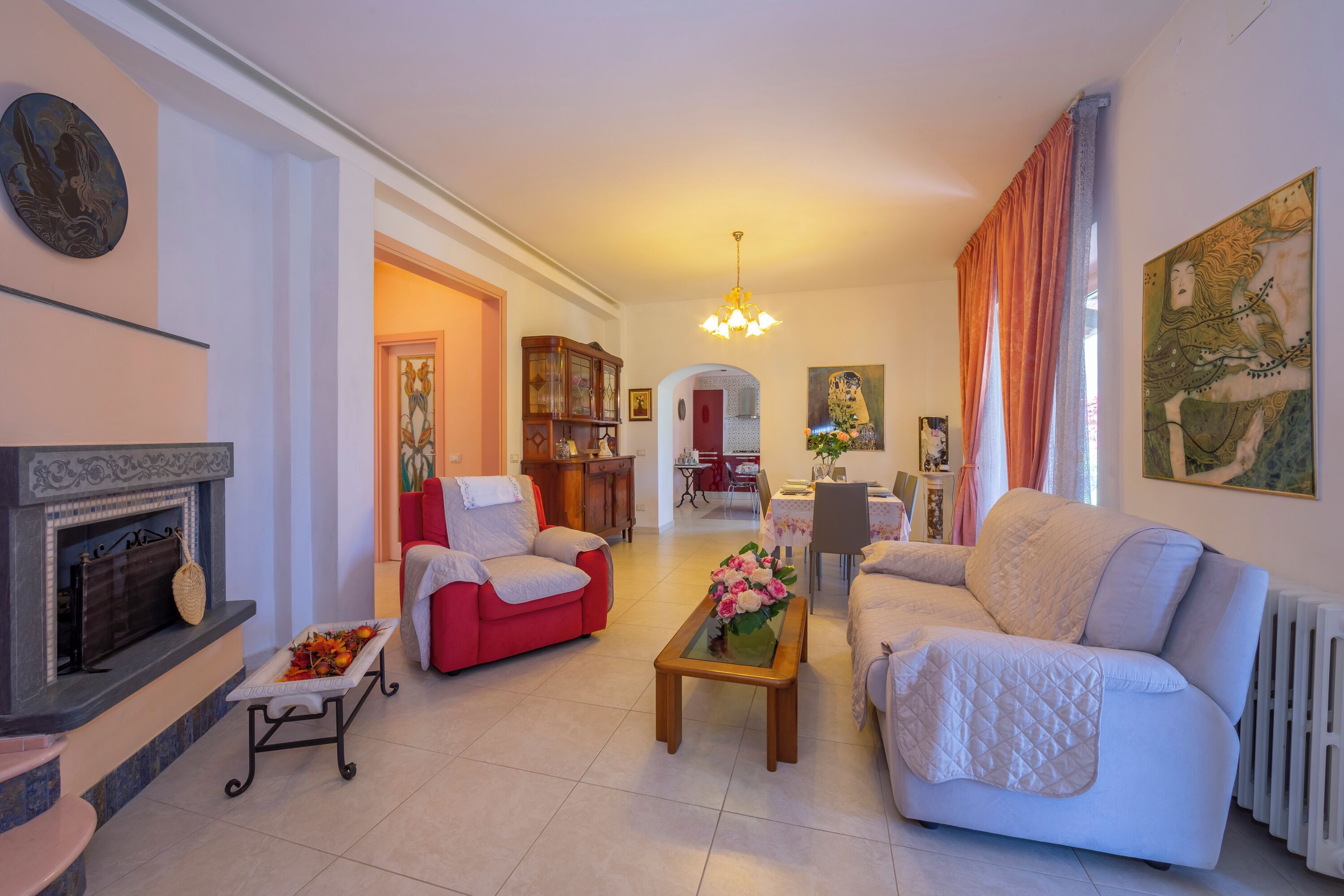 Vila família, 4 quartos, lareira, ao lado da montanha (Villa Clara with Outdoor Jacuzzi few) | Área de estar