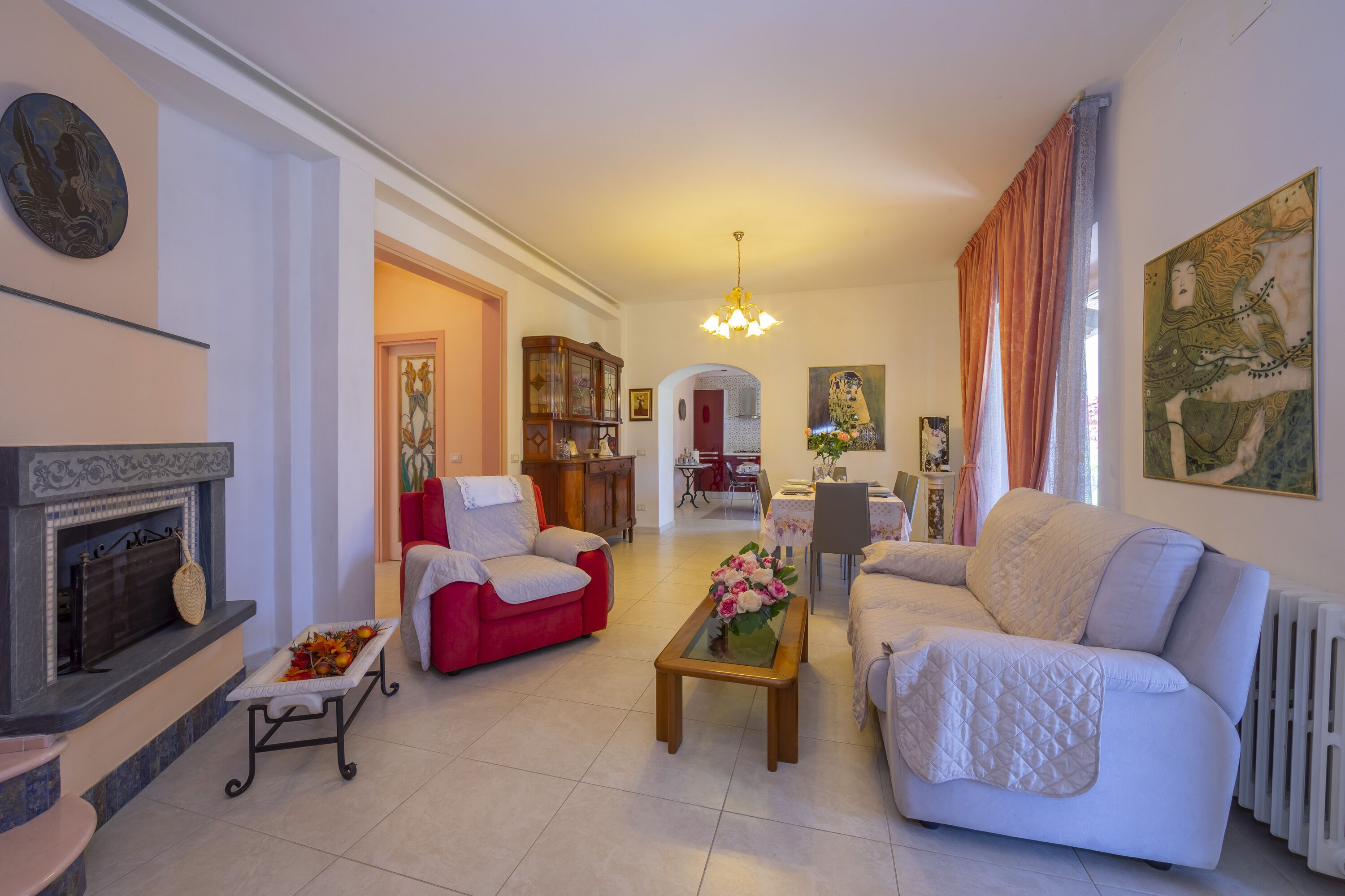 Family Villa, Multiple Bedrooms, Mountainside (Villa Clara few km from the sea) | Interior