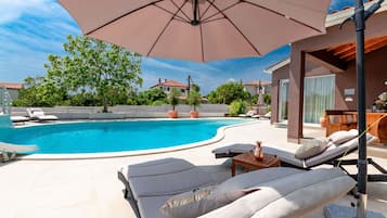 Sundeck