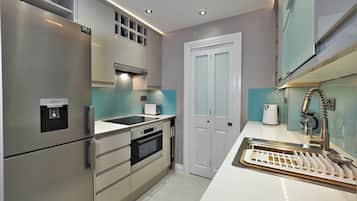 Fridge, microwave, dishwasher, toaster