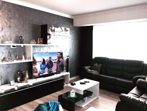 Living area - Mamaia Rent Apartments (Constanta)