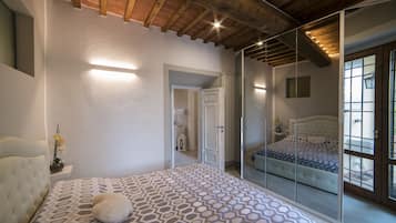 1 camera, una cassaforte in camera, ferro/asse da stiro, Wi-Fi gratuito