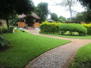 Property grounds - Ankuweni Guest Lodge (Giyani)