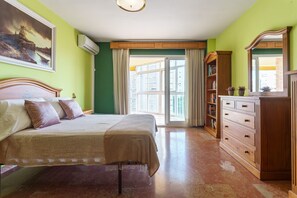 3 chambres, fer et planche à repasser, Wi-Fi gratuit, draps fournis