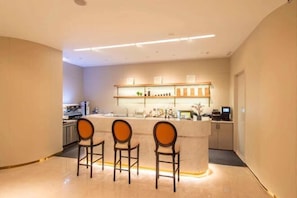 Bar (on property) - Pulisi Hotel (Changshu)