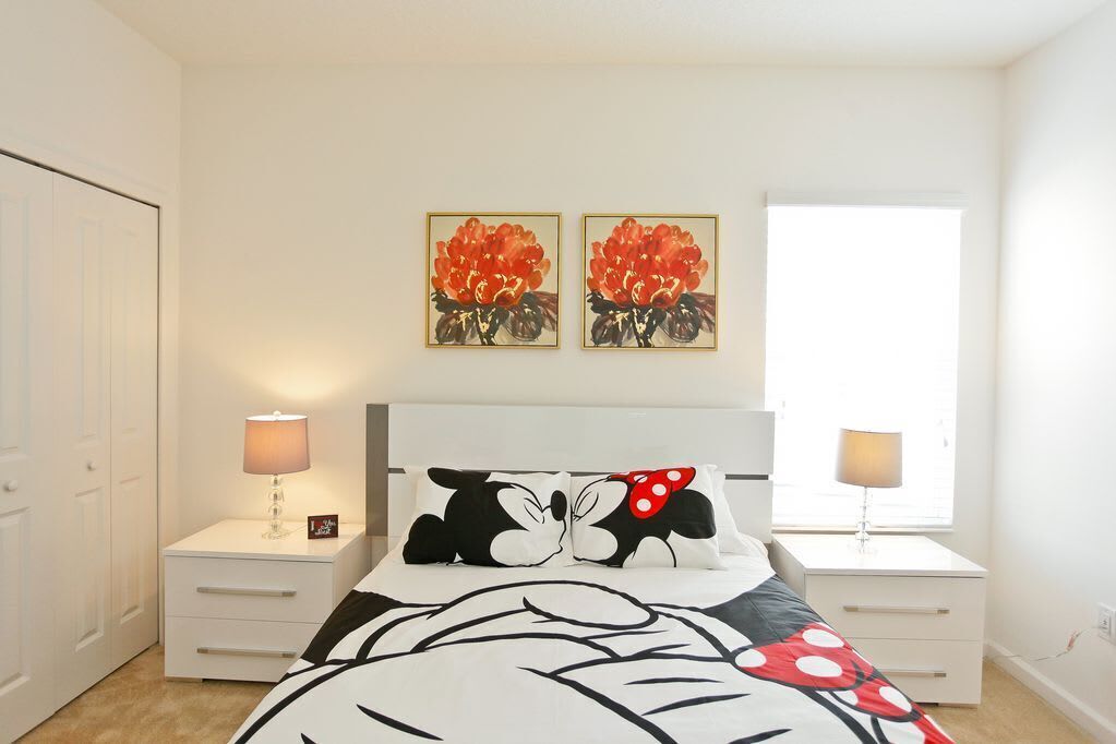 5 bedrooms, iron/ironing board, travel cot, WiFi