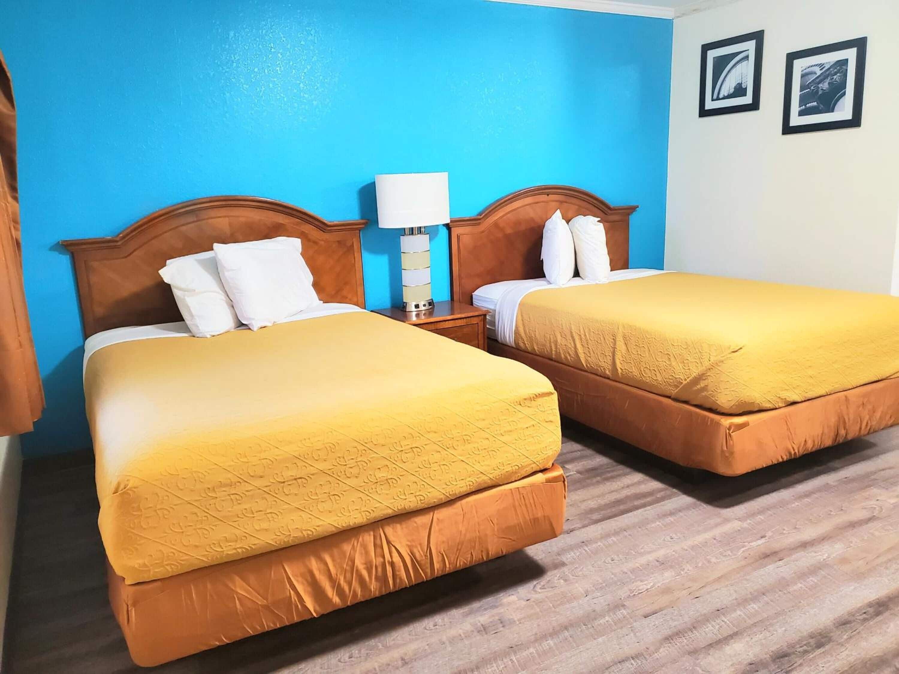 Individually decorated, individually furnished, desk, soundproofing