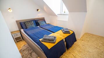 Apartamento (One-bedroom apartment) | 1 dormitorio y ropa de cama