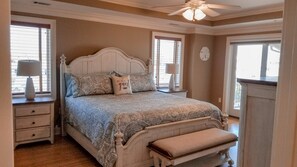 3 bedrooms, iron/ironing board, free WiFi, bed sheets - Very Clean Luxury Condo With 2 Pools! Walking Distance To The Beach! (Tybee Island)