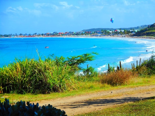 Studio vue mer batiment Antigua Mt Vernon